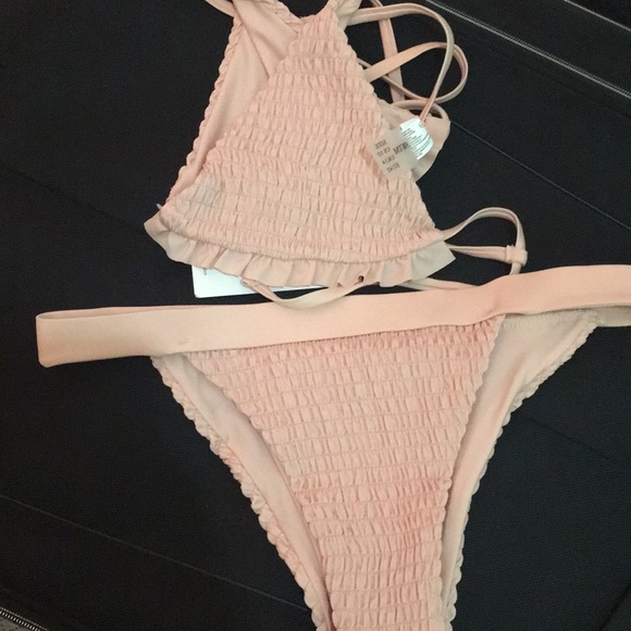 Pink Ruffle Bikini Size - Picture 4 of 4